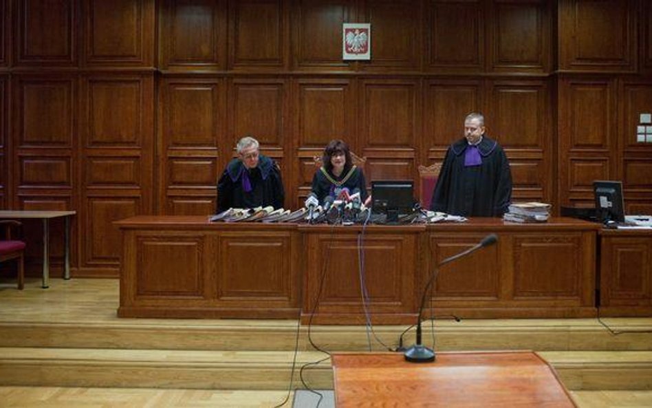 Sąd wyśle wezwanie Internetem