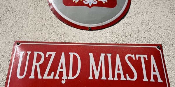 Burmistrz może „zajrzeć” w pensje pracowników podległego mu zakładu budżetowego