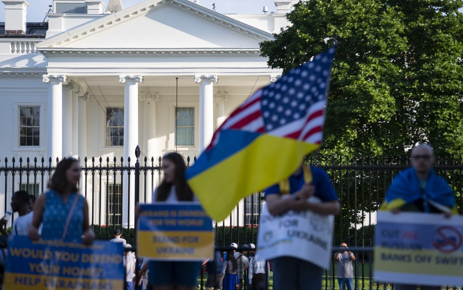 Zacharowa: USA niebezpiecznie balansują na krawędzi wojny nuklearnej