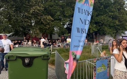 Żagle pojawiały się nawet przy koszach na śmieci