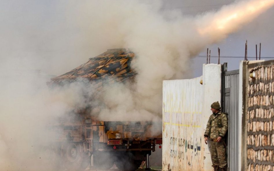 Syria: Rebelianci strącili śmigłowiec wojsk Asada