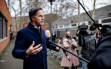 Holandia: Rutte wygrywa wybory