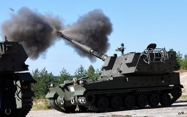 Pierwszy tzw. moduł dywizjonowy Krabów jest już w komplecie w jednostce artyleryjskiej w Węgorzewie.