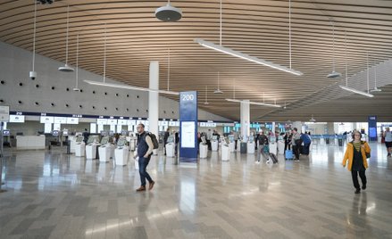 Parlament Europejski: Dość ukrytych opłat za bagaż podręczny w samolocie