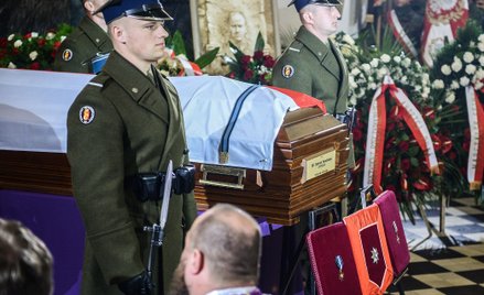 Wojskowa asysta honorowa na pogrzebie nie dla każdego żołnierza