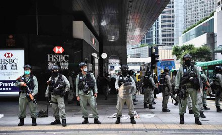 Protesty w Hongkongu. Policja użyła gazu pieprzowego