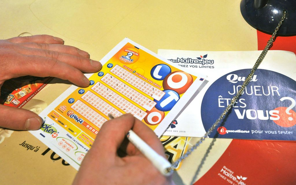 Francja prywatyzuje swego toto-lotka