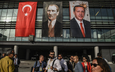 Nowy turecki gigant lotniczy już przyjmuje samoloty. Lotnisko Ataturka w Stambule będzie zamknięte