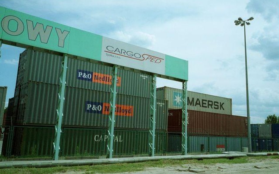 Brak chętnych na usługi cargo