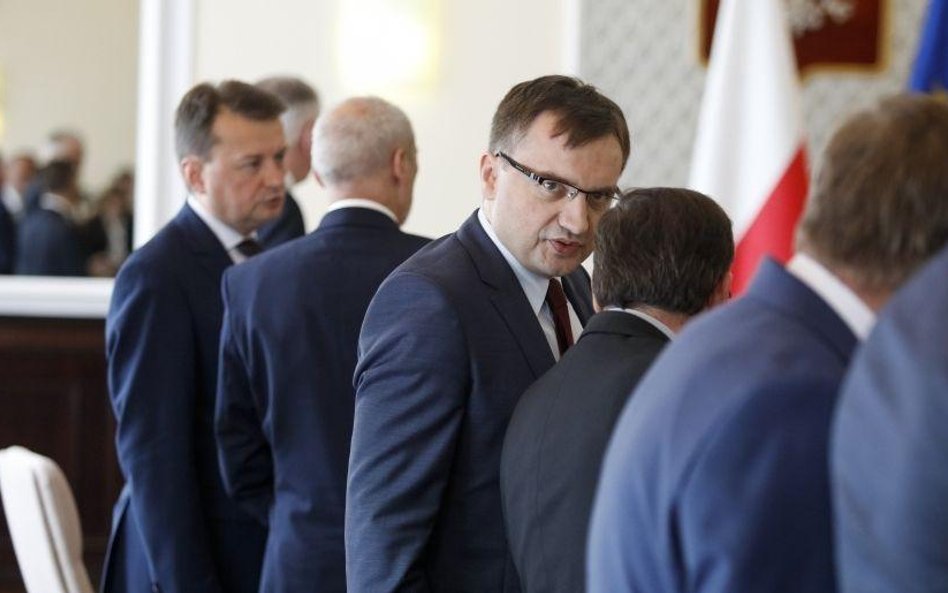 PiS i koalicjanci będą rysować scenariusze rekonstrukcji rządu