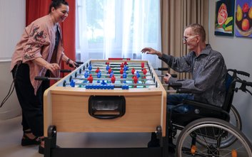 W Domu Pomocy Społecznej przy ul. Wójtowskiej 13 mieszkańcy objęci są całodobową opieką