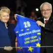 Prezydent Litwy Dalia Grybauskaite i Ivo Josipovic, głowa państwa nowego członka UE - Chorwacji