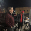 "Kiedy masz miliardy i czekasz na burgera". Bill Gates sfotografowany