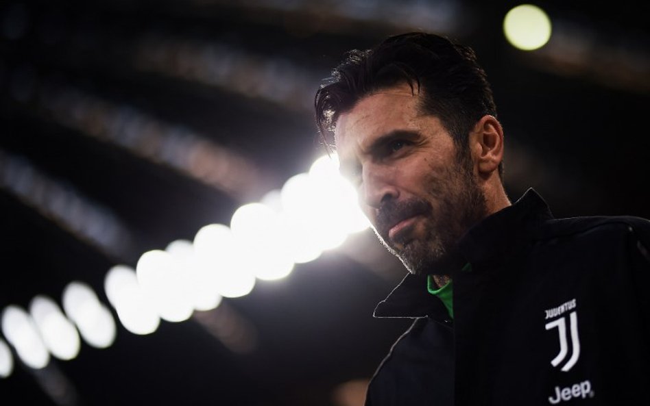 Gianluigi Buffon witany po królewsku