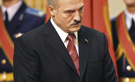 Karta Polaka trafiła do Sądu Konstytucyjne-go, bo Aleksander Łukaszenko postanowił się zemścić na Po