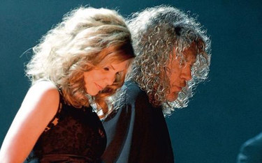 Alison Krauss i Robert Plant podczas jednego z koncertów