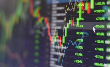 Portfel techniczny na marzec 2024 r.: analitycy chcą wygrać z rynkiem dzięki średnim firmom