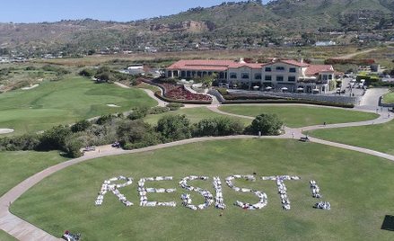 Protestowali przeciw Trumpowi na polu golfowym... Trumpa