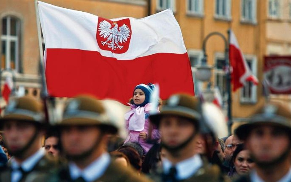 W Rzeszowie mieszkańcy oglądali defiladę i widowisko „Rozbrajanie Niemców 1918” krzysztof łokaj