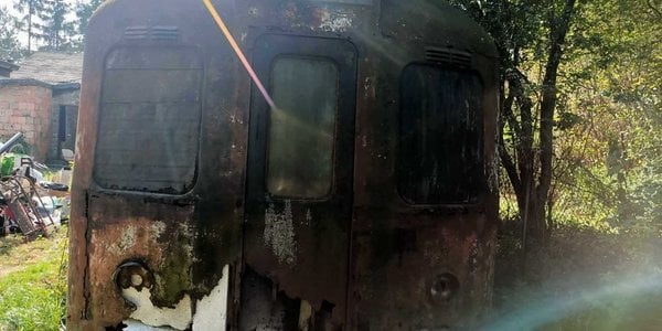 Niespodziewane odkrycie wagonu stołecznego metra z lat 50. Jak uratować zabytek?