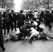 16 maja 1968 r. policja zaatakowała wspólną demonstrację studentów i związków zawodowych w Paryżu.