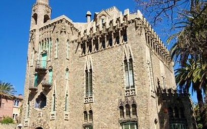 Więcej Gaudiego w Barcelonie dla turystów