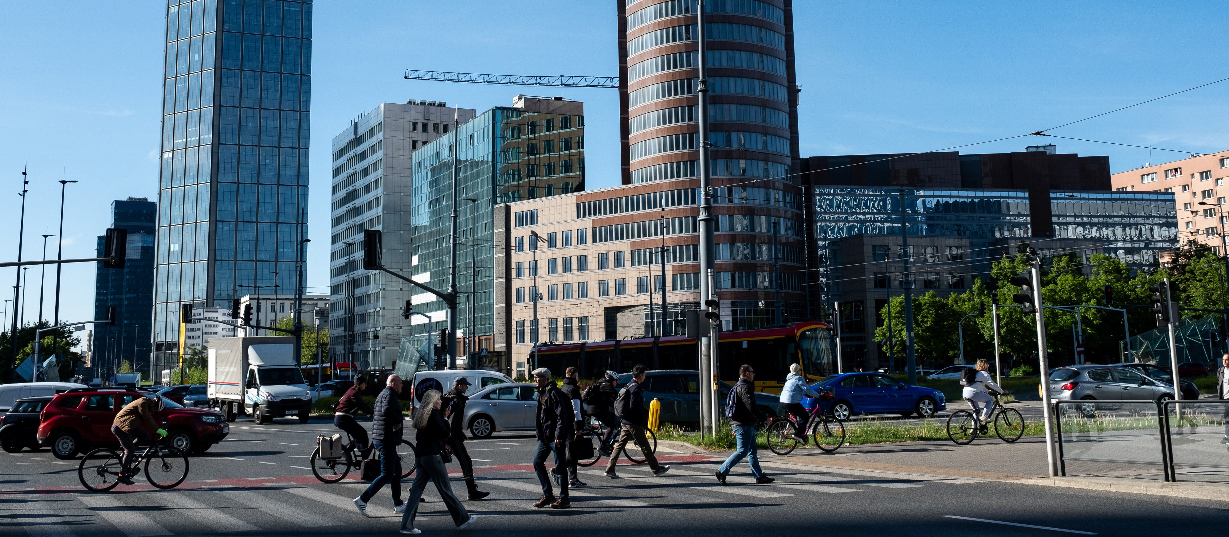 Polskie firmy ruszają na świat. Rekordowy wzrost inwestycji zagranicznych