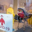Belgia. 90-latka zmarła na Covid. Była zakażona dwoma wariantami