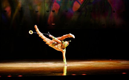 Kanadyjski cyrk nowego typu zbudował swoją legendę, odrzucając tresurę zwierząt i całkowicie koncent