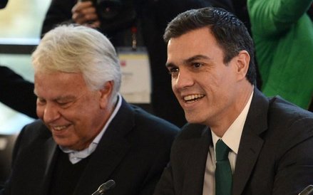 Pedro Sánchez i Felipe Gonzalez