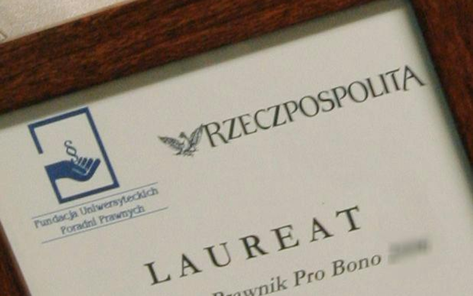 Kancelarie częściej wspierają fundacje