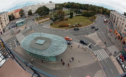 E-bankowość uratowała plac Wilsona?