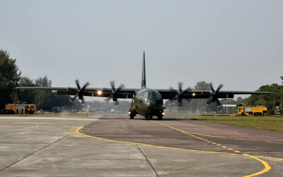 Czwarty z pięciu zakupionych przez Siły Powietrzne Republiki Bangladeszu samolotów C-130J Super Herc