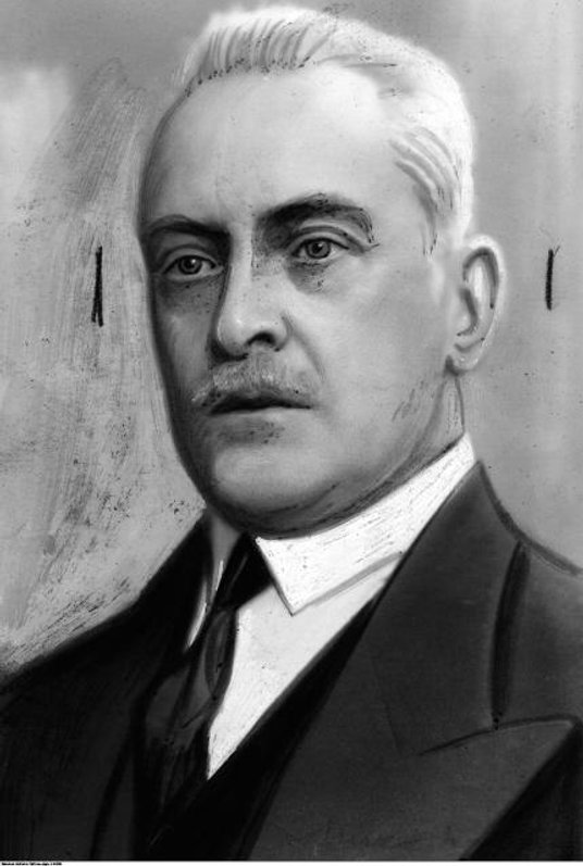 Witold Małcużyński, finansista, przedwojenny dyrektor Giełdy Pieniężnej w Warszawie.