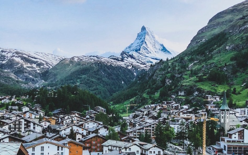 Matterhorn to jeden z najbardziej charakterystycznych szczytów górskich na świecie.