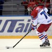 Putin zagrał w hokeja i zdobył osiem bramek