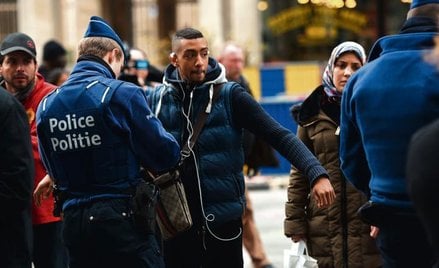 Przeszukania na brukselskim Dworcu Głównym: antagonizujące – i daremne