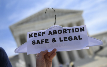 Pozwano surowe prawo aborcyjne w Alabamie