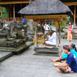 Rajskie plaże, egzotyczna roślinność, pamiątki kultury - to elementy przyciągające turystów na Bali
