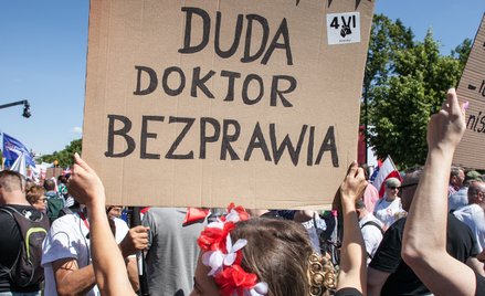 Lex Tusk: Pudrowanie fatalnej ustawy o rosyjskich wpływach