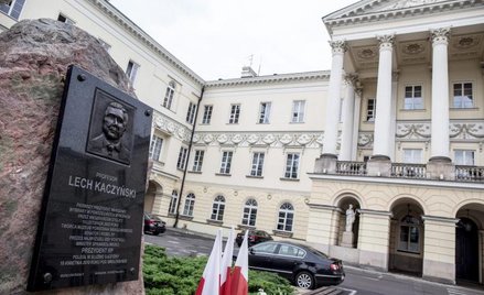 Stołeczni urzędnicy nie kiwnęli palcem, by odzyskać pieniądze od spółki, która złamała umowę