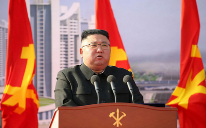 W niedzielę Korea Północna wystrzeliła dwie rakiety