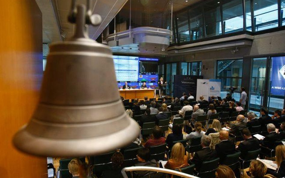 NSA: Odsetki za nieterminowe uiszczenie ceny za zbyte akcje to przychód z innych źródeł w PIT