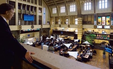 Euronext Amsterdam, główna giełda w Holandii, wydaje się największym beneficjentem ucieczki inwestor