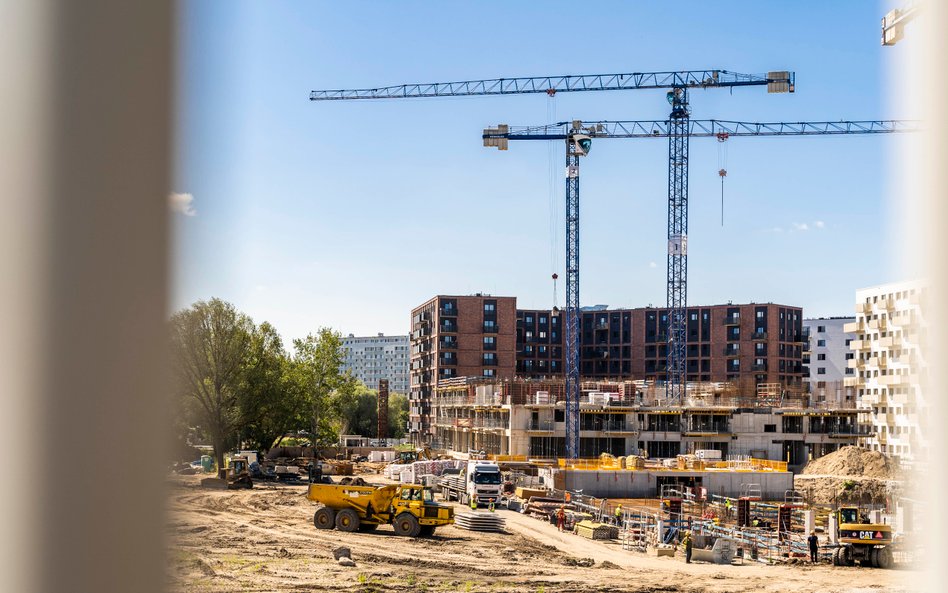 Bardzo mocny listopad. Piąta już obniżka stóp, ale przede wszystkim szeroko zakrojone akcje rabatowe