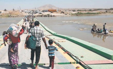 W 2014 roku bojownicy ISIS wtargnęli do Sindżaru, zamieszkanego głównie przez jezydów. Kilka tysięcy