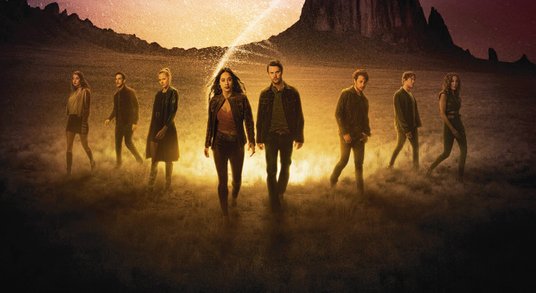 Serial „Roswell, w Nowym Meksyku” powstał na podstawie książek z cyklu „Roswell w kręgu tajemnic” Me