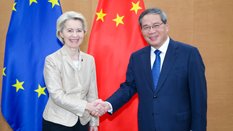 Premier Chin Li Qiang spotkał się z przewodniczącą Komisji Europejskiej Ursulą von der Leyen w Nowym