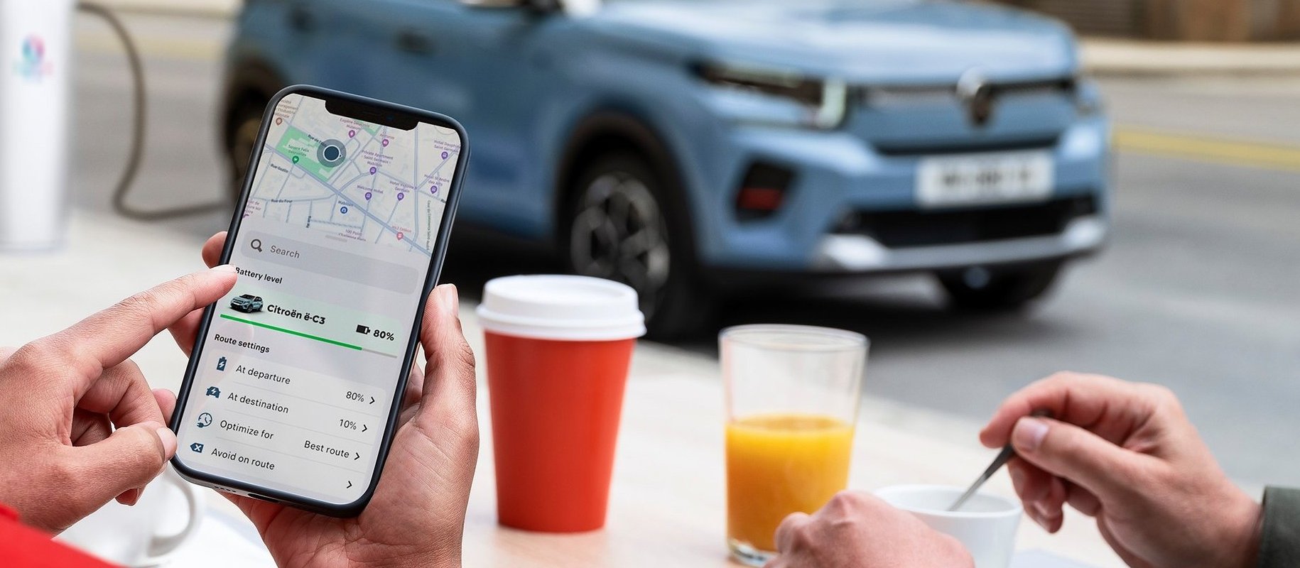 W Europie hybrydy plug-in dominują. Rynek EV przekroczył 20 mln, ale USA hamują