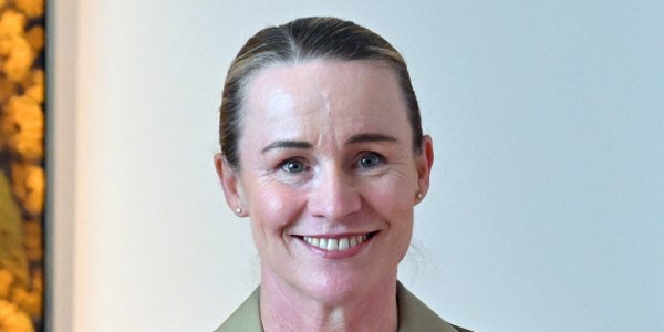 Революция в австралийских вооруженных силах. Сьюзан Койл возглавит сухопутные войска.